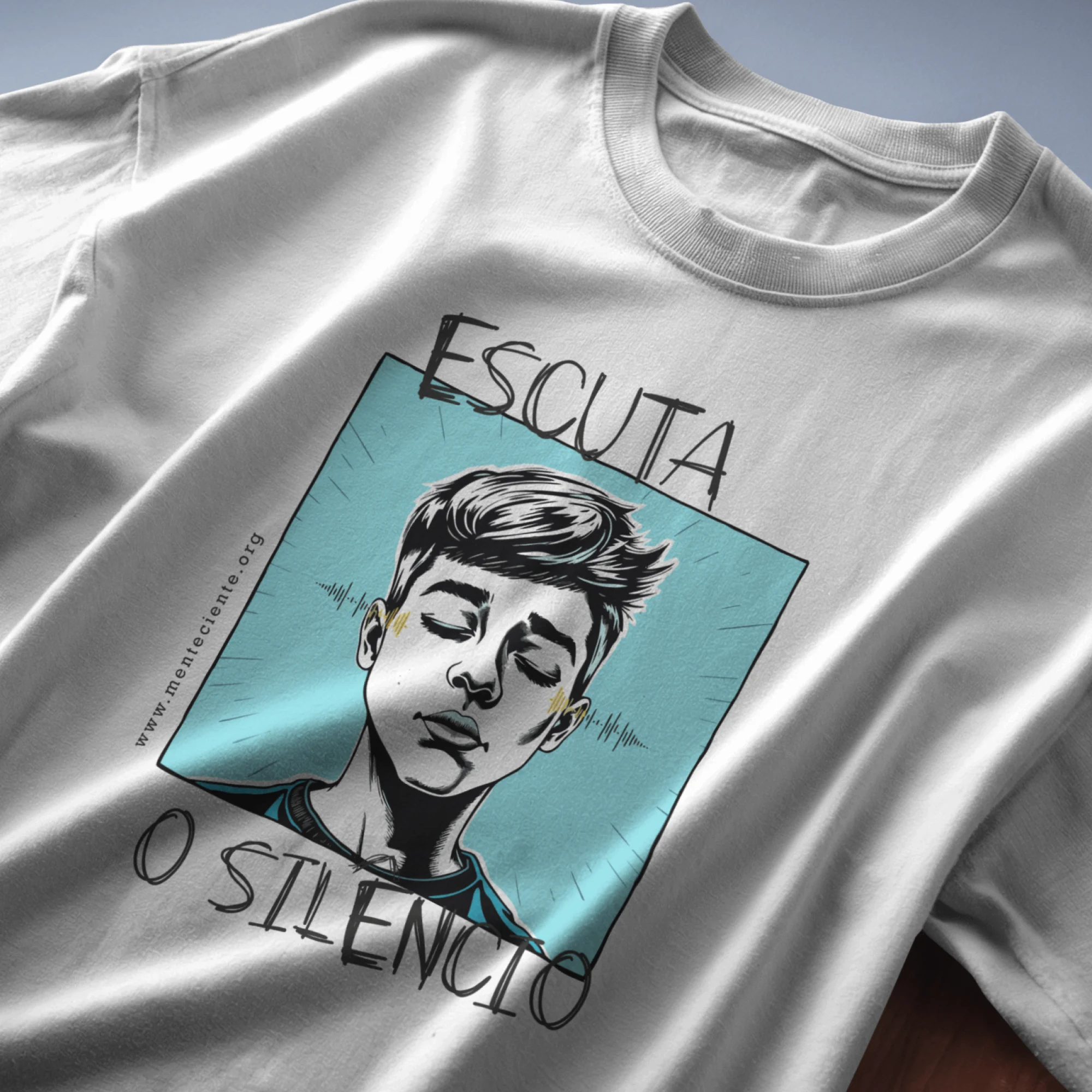 T-shirt Branca “Escuta o Silêncio” 1
